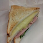 カフェ・ベローチェ - モーニングＣ　ハムとチーズ