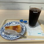 ドトールコーヒーショップ - かぼちゃのタルト、アイスコーヒー【2023.6】