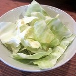 やきとり・ホルモン串　もりしん - アテにもなるキャベツ