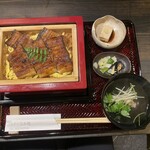 うなぎのなか尾 - 肝吸い・小鉢・お漬物付きで3,960円（せいろ蒸し特上）