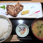 Maguro Semmon Izakaya Toroya - まぐろカマ塩焼定食￥1000