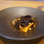 KAI - 雪やこんコーン、冬トリュフ