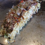 Okonomiyaki Kaede - 断面