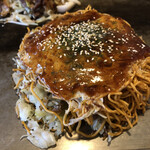 Okonomiyaki Kaede - 広島　肉玉とうがらし麺