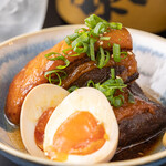 Braised pork with boiled egg