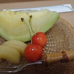 松喜 - 水菓子 メロンとさくらんぼと梨 最後に水菓子なんて嬉しいです