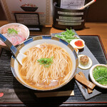 神楽 海老で鯛を釣る麺堂 - 