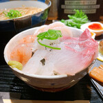 神楽 海老で鯛を釣る麺堂 - 