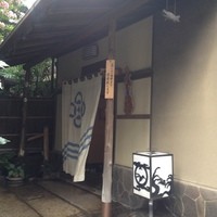 明神下 神田川 本店 - 玄関です