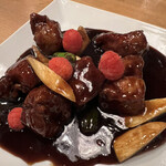 中華厨房 一歩 - 黒酢の酢豚