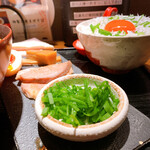 神楽 海老で鯛を釣る麺堂 - 