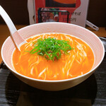 神楽 海老で鯛を釣る麺堂 - 