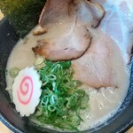 博多ラーメン 池めん - 濃厚豚骨ラーメン