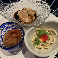南風楼 - 前菜3種…①「帆立のうま煮」、②「押し豆腐とザーサイの山椒和え」、③「ヨダレ鶏」