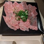 焼肉ホルモンまんのや ハットリ一番 - 