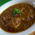 スプーンソング - 「チキンカレー」このお店の看板メニューです。かなりオリジナリティを感るのです。