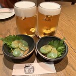 Ochanoko Saisai - 生ビール(スーパードライ)中ジョッキ550円
      お通し 刺身こんにゃく 300円