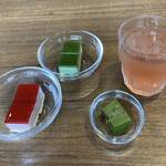 ベッセルイン広島駅前 - ウェルカムドリンク＆ケーキ