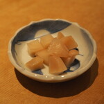 鮨 猪股 - ガリ