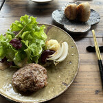 自由空間 八田 - 