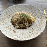 自由空間 八田 - 