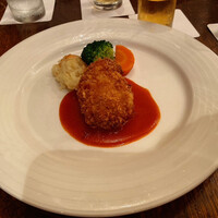グリル満天星 麻布十番 新宿店 - カニクリームコロッケ グリル満天星 麻布十番 新宿店 - カニクリームコロッケ