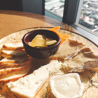 DINING & BAR TABLE 9 TOKYO - 