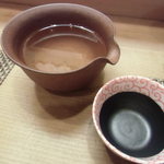 すし処 みや古分店 - 日本酒は陶器で