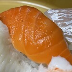 寿司一代 - 『お好み生寿司8貫』のサーモン