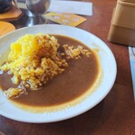 ビッグボーイ - サフランライスとカレー