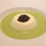 レストラン アラジン - Aug, 2013 カリフラワーのババロワとブロッコリーのヴルーテ、キャビアを添えて