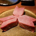 蕃 YORONIKU - 