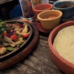 el caliente modern mexicano - 