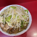 ラーメン二郎  - 野菜もりもりチャーシューごろごろ