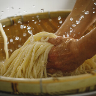 Enjoy soba and udon with carefully selected soup stock