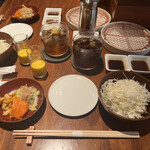 銀座かつかみ - キャベツも美味しかった。