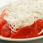 식힌 토마토 샐러드