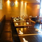 Izakaya Bandai - 清潔感のある綺麗な店内