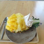 Koisan Aisurabo Koisan Kaki Koori Kenkyuujo - パイナップルかき氷
