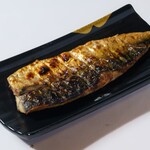 Salt-grilled mackerel