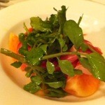 OGINO organic Restaurant - 生ハムと桃のサラダ　