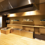 京都さしみ丸 - カウンター席