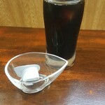 キッチン ブルー グローブ - アイスコーヒーのアップ