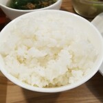 キッチン ブルー グローブ - ご飯大盛りのアップ