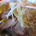 ラーメン時計台 - 少々お値段は高いが、ボリューム満点