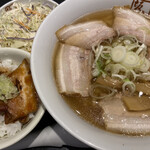 喜多方ラーメン 坂内 - 