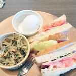 ローマンモア - サンドイッチモーニング