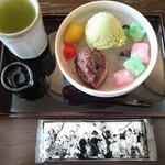 木村家 - 抹茶あんみつ（日本茶付き、税込1,100円）