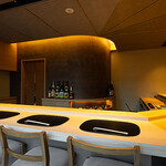 鮨と酒 魚伸 - 店舗の内観その3