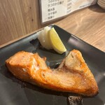 みなと 刺身専門店 - 鮭カマ焼